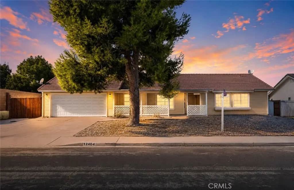 12404 Mammoth, Victorville, CA — listing photo 1