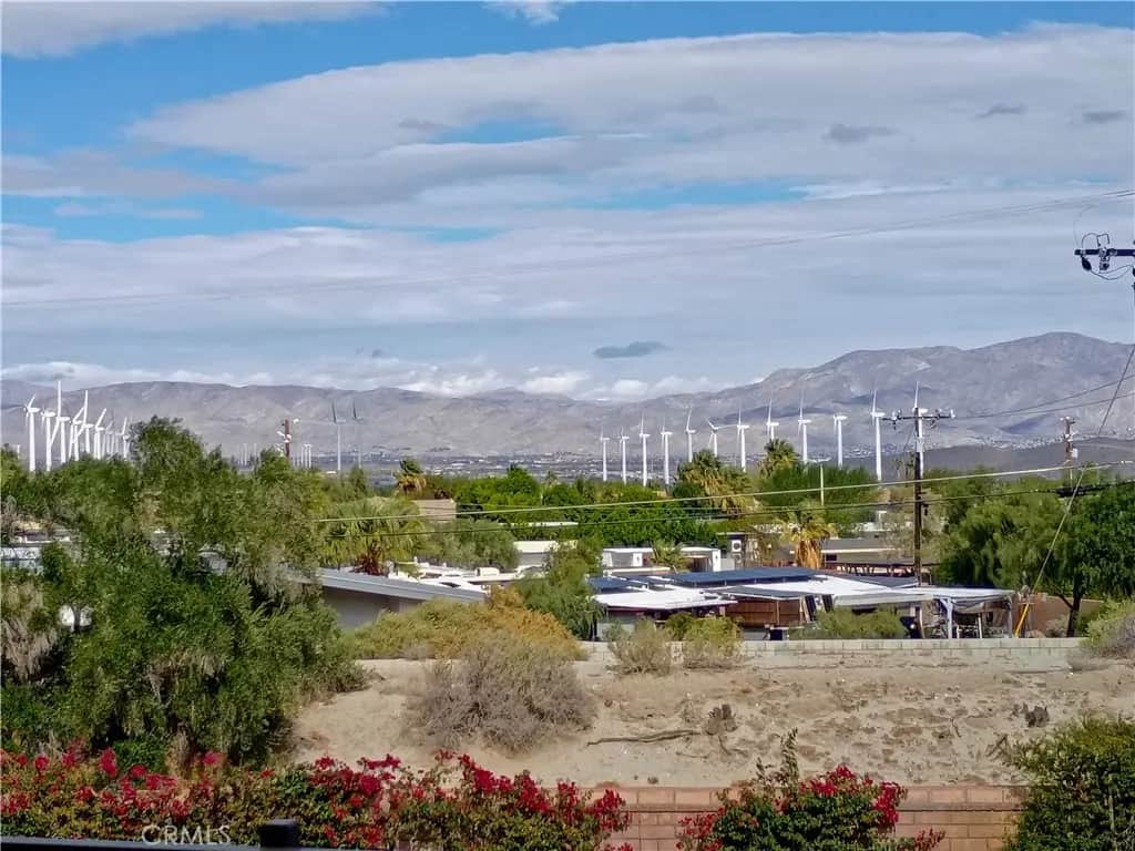 675 N Los Felices Circle N J210, Palm Springs, CA — listing photo 1