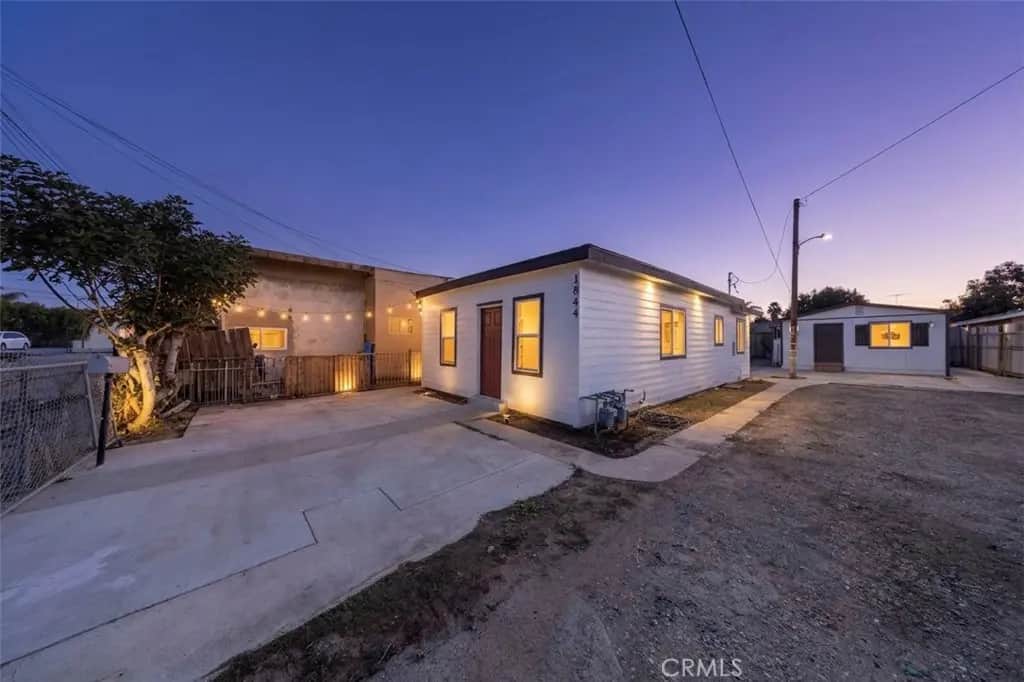 1844 E 62nd, Los Angeles, CA — listing photo 1