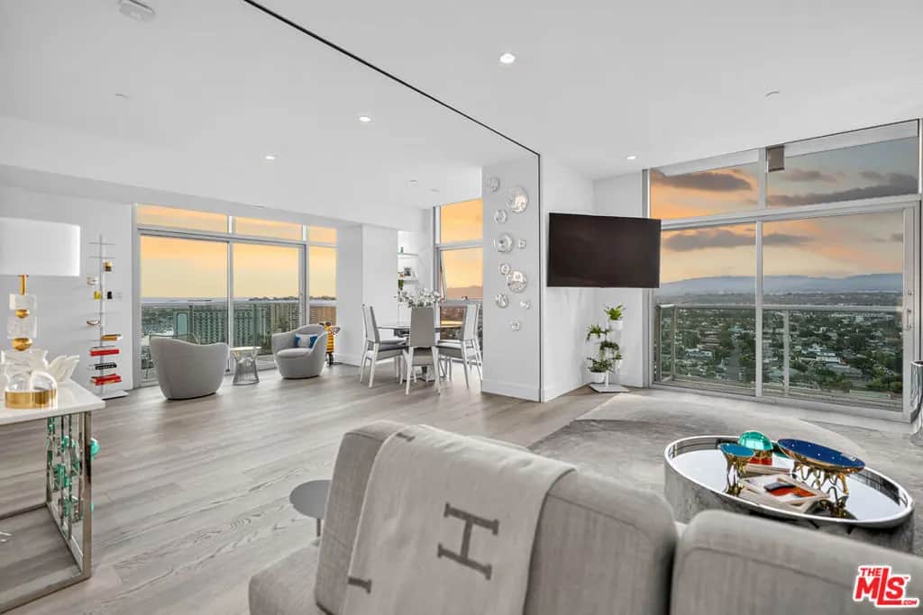 13700 Marina Pointe Drive 1911, Marina Del Rey, CA — listing photo 1