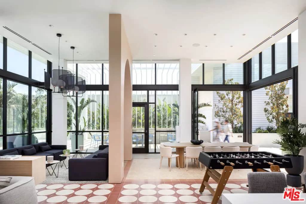 800 N Front Street 2545, Burbank, CA — listing photo 1