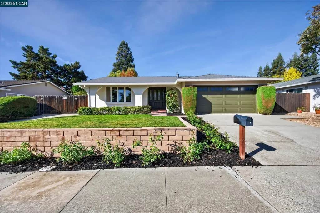 685 Keith Ct, Walnut Creek, CA — listing photo 1
