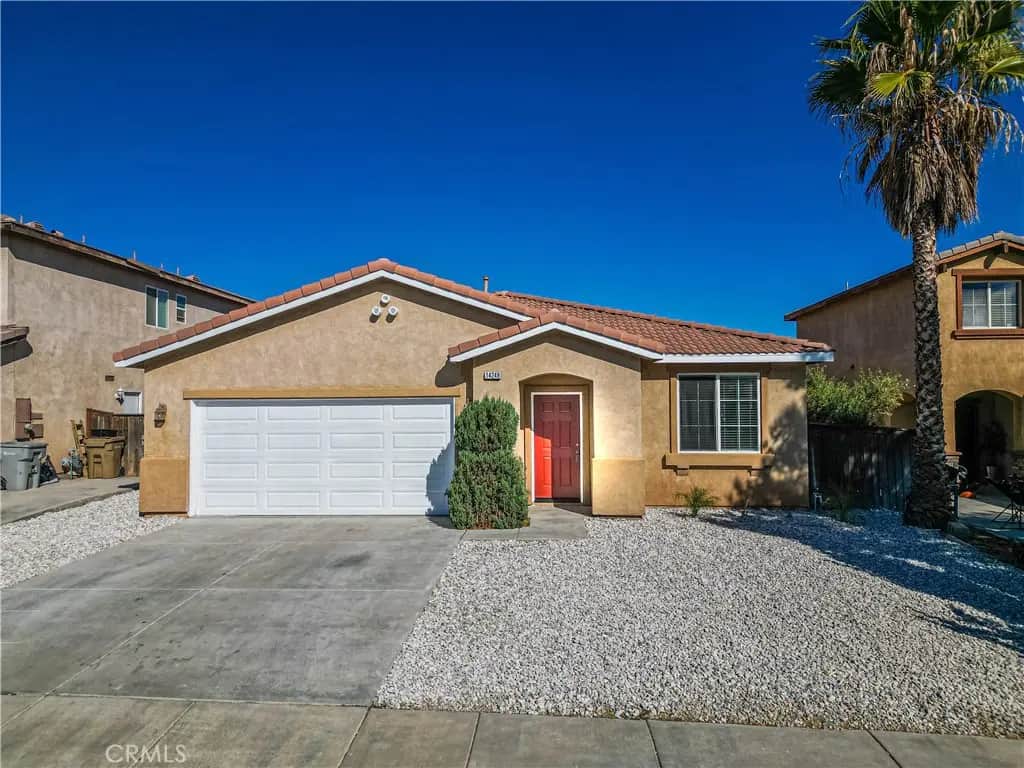 14248 Blackstone, Hesperia, CA — listing photo 1