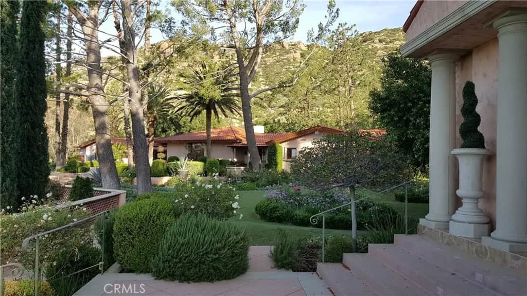 22637 La Quilla, Chatsworth, CA — listing photo 1