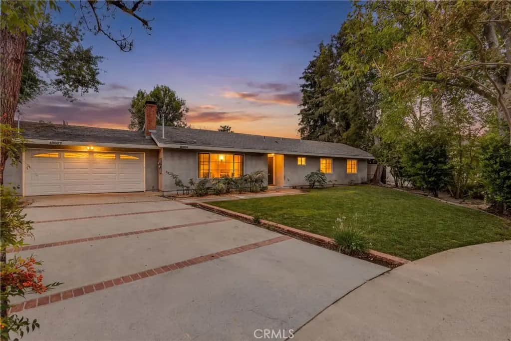 18924 Bahama Street, Northridge, CA — listing photo 1