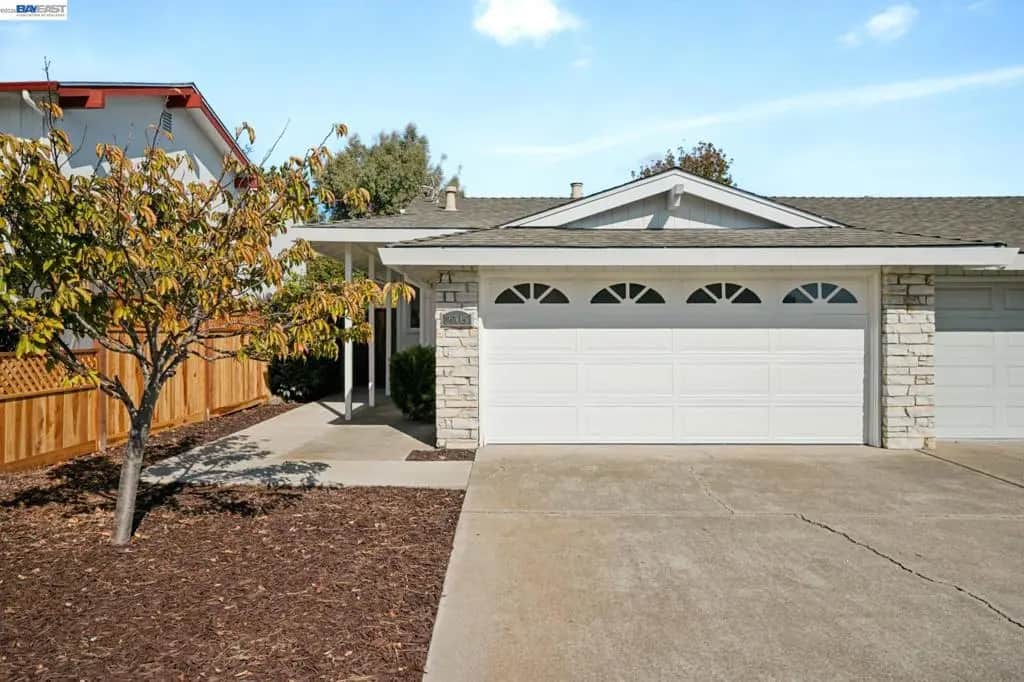 2705 Bayview Dr, Alameda, CA — listing photo 1