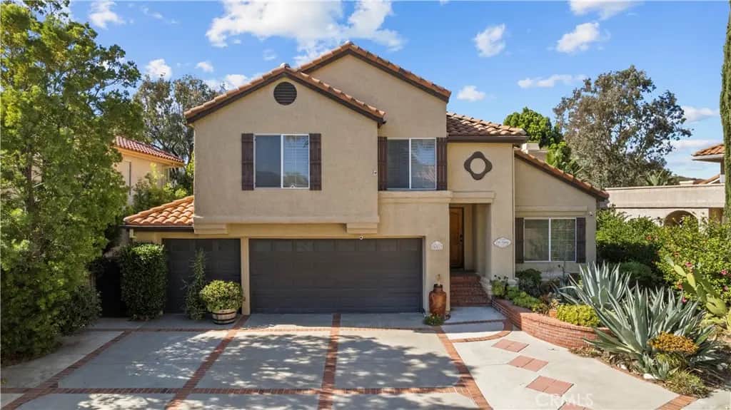 24517 Thistle Court, Newhall, CA — listing photo 1