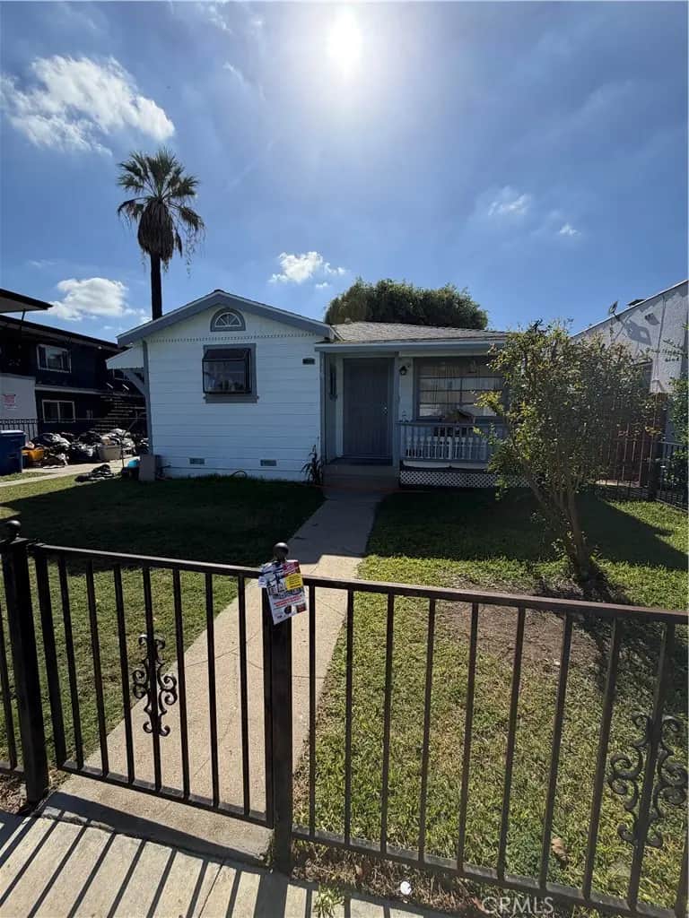 116 E 55th, Long Beach, CA — listing photo 1