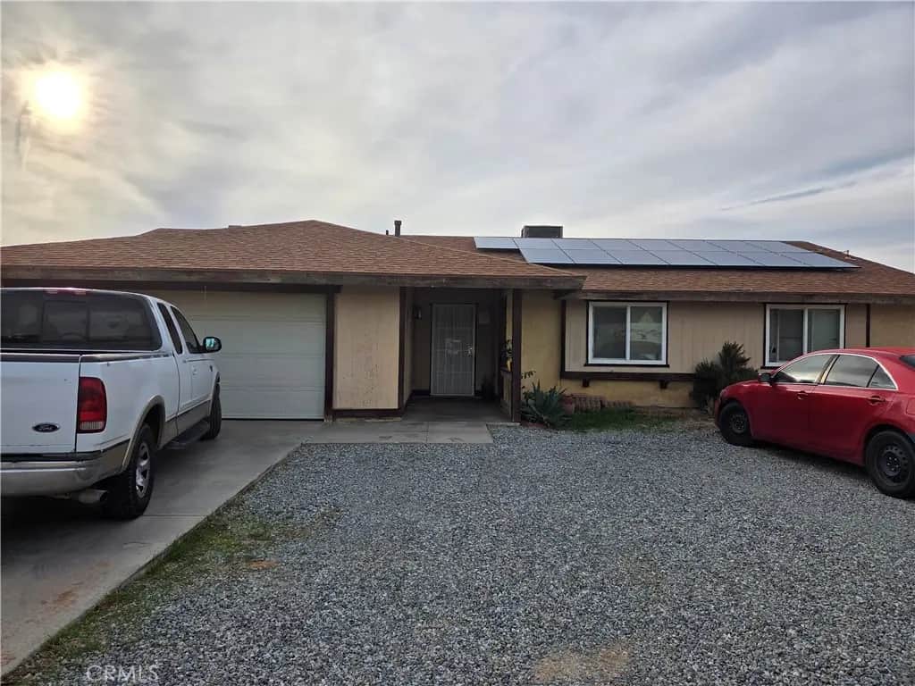 13126 Topock, Apple Valley, CA — listing photo 1