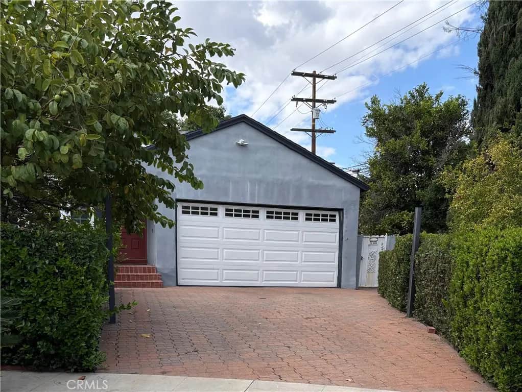 6385 Bertrand, Encino, CA — listing photo 1