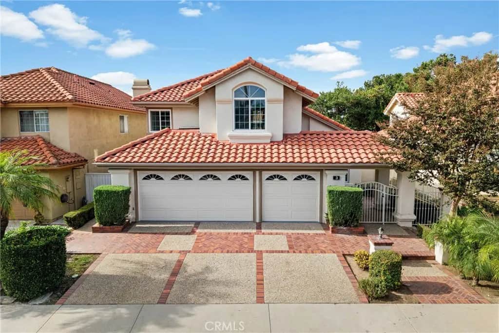 3 Salerno, Irvine, CA — listing photo 1
