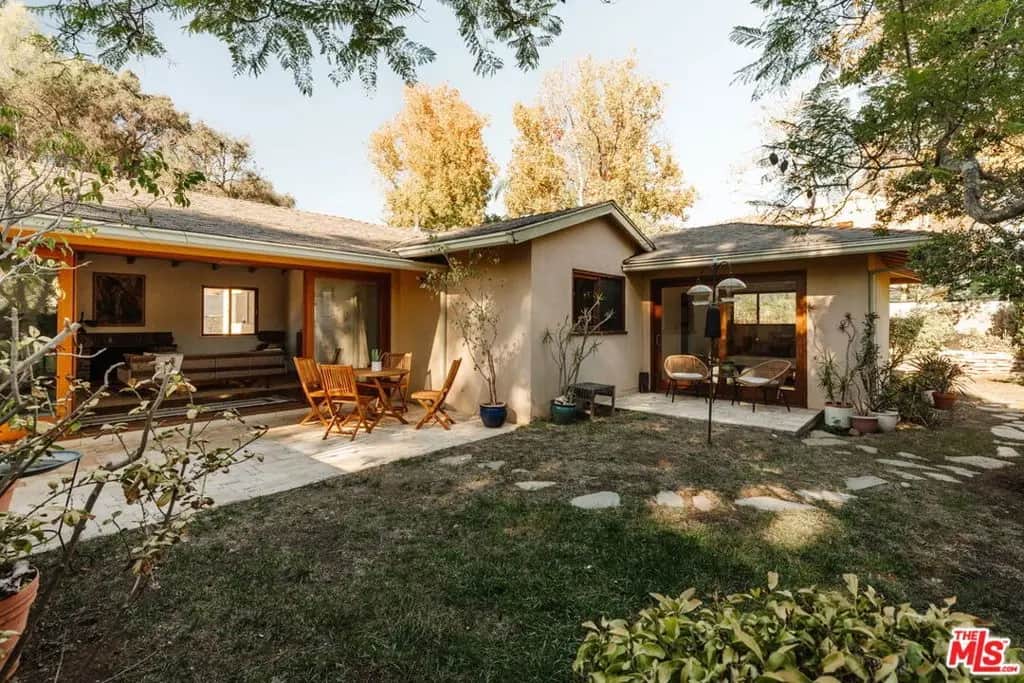 16413 Akron Street, Pacific Palisades, CA — listing photo 1