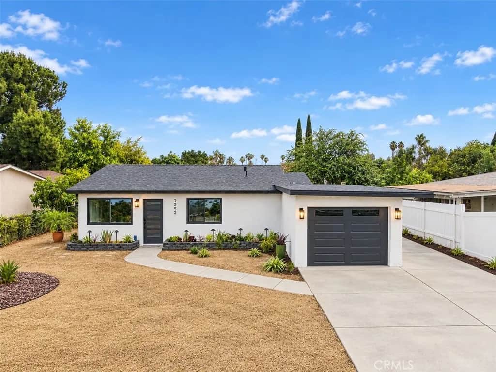 2252 S Park, Pomona, CA — listing photo 1