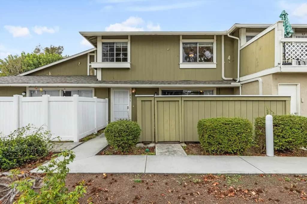 835 Dana Point Way, Oceanside, CA — listing photo 1