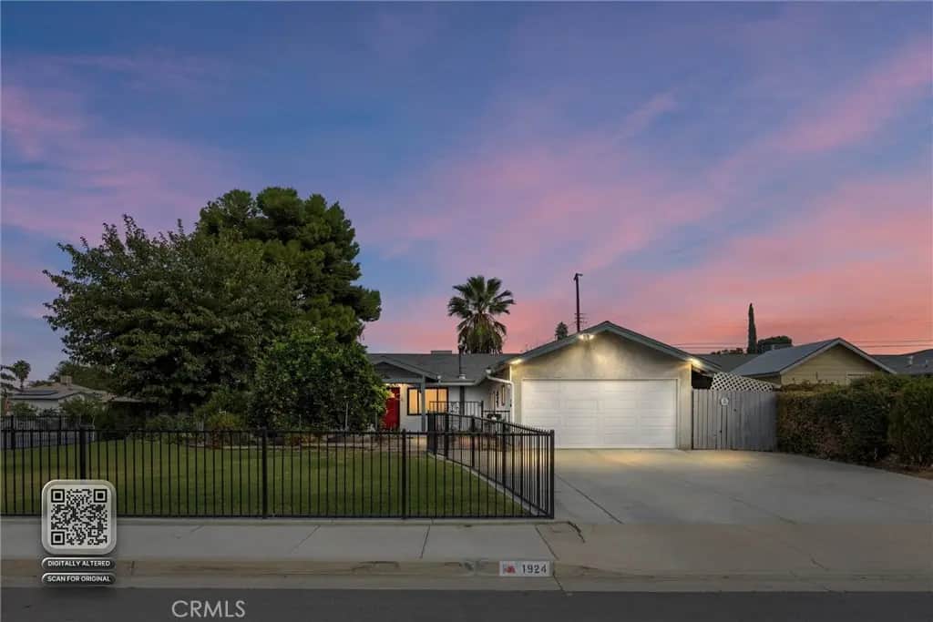 1924 Custer, Bakersfield, CA — listing photo 1