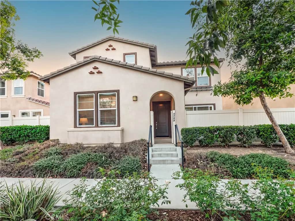 5733 Sacra Way, Riverside, CA — listing photo 1