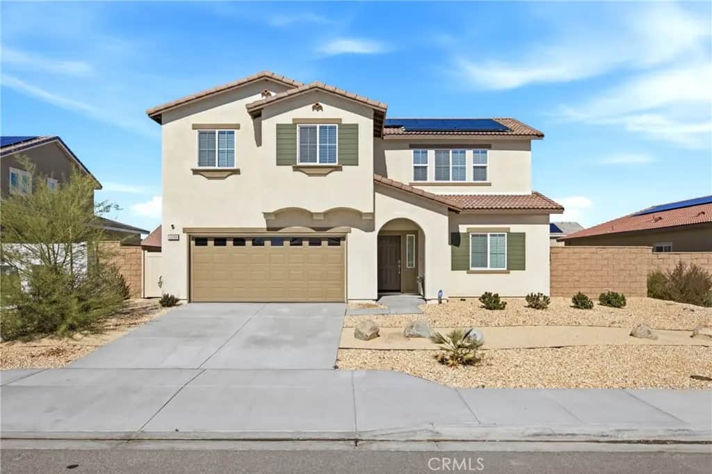 13206 Sierra Mireno, Victorville, CA — listing photo 1
