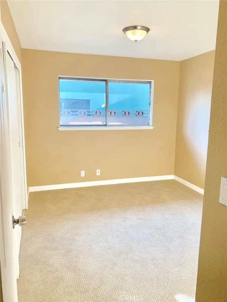 17387 Merrill Avenue, Fontana, CA — listing photo 1