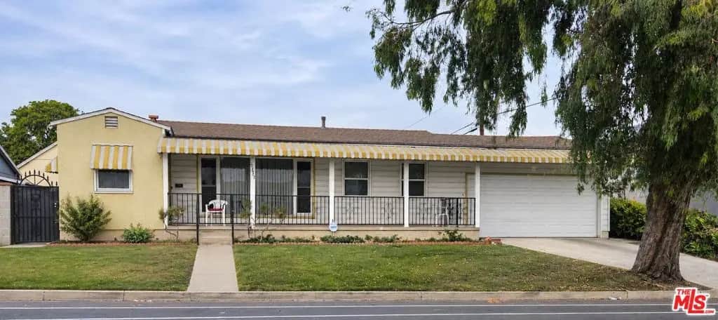 11423 S Hoover Street, Los Angeles, CA — listing photo 1