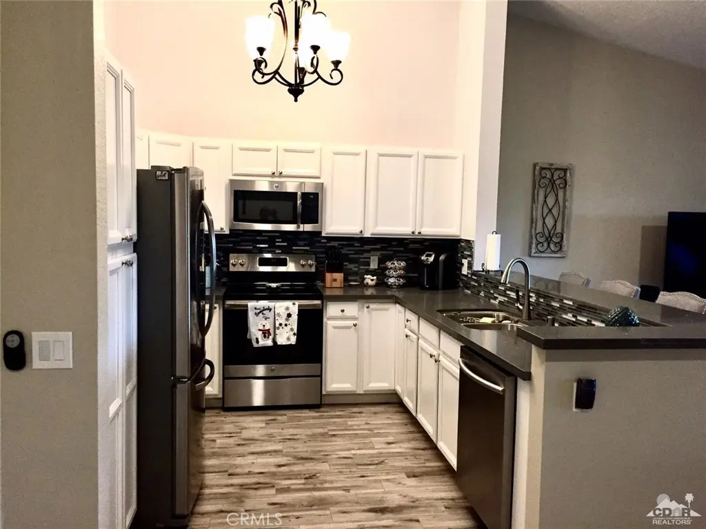 41120 Woodhaven Drive, Palm Desert, CA — listing photo 1